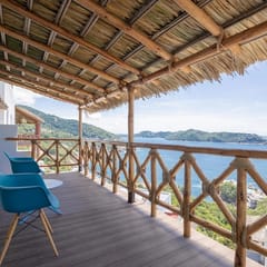 Depa vista al mar para 7 · Desayuno incluido